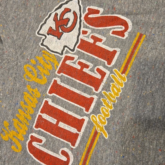 Kansas City Chiefs V-neck Women's Tee Size Small - Picture 2 of 3